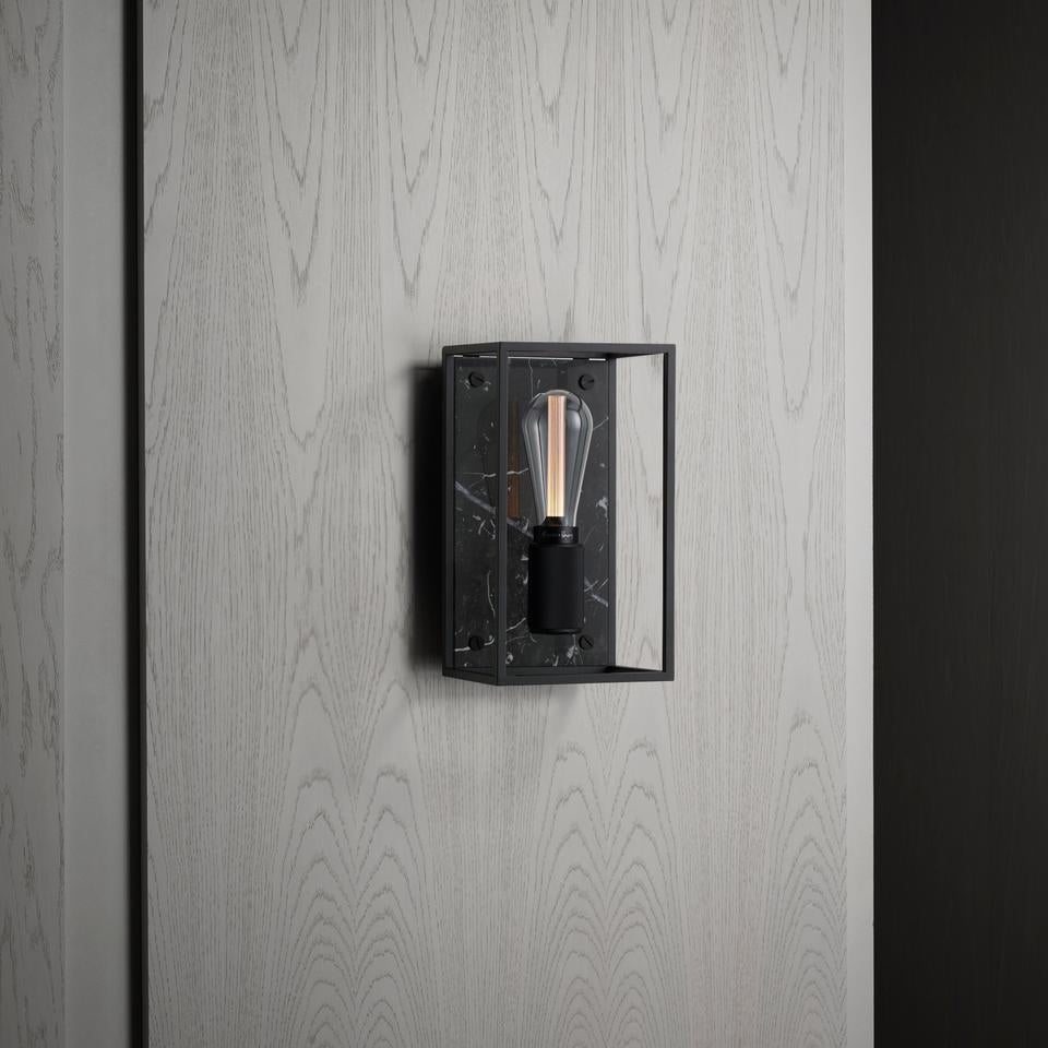 Caged Wall / MELLEM / SORT MARMOR