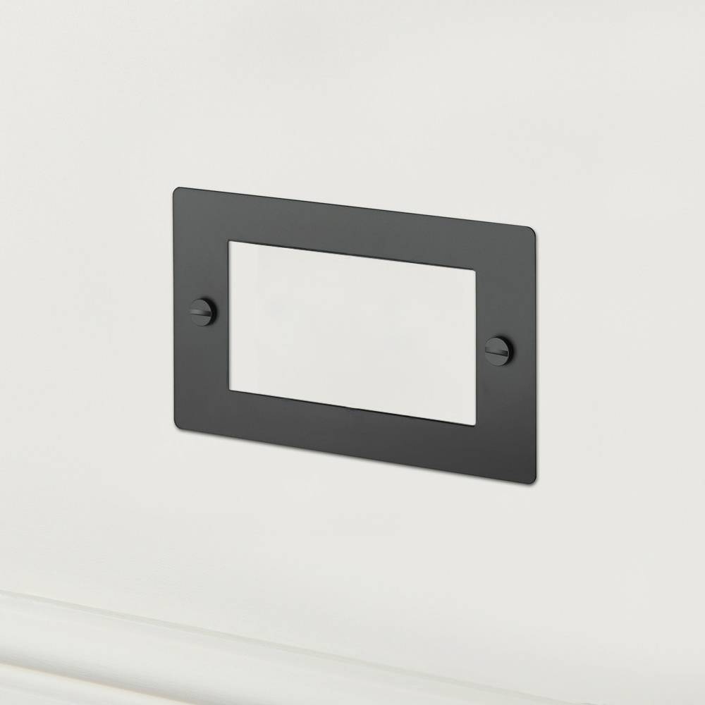 Buster + Punch Euro Plate / 2G / 50 mm / 4 modules – Black