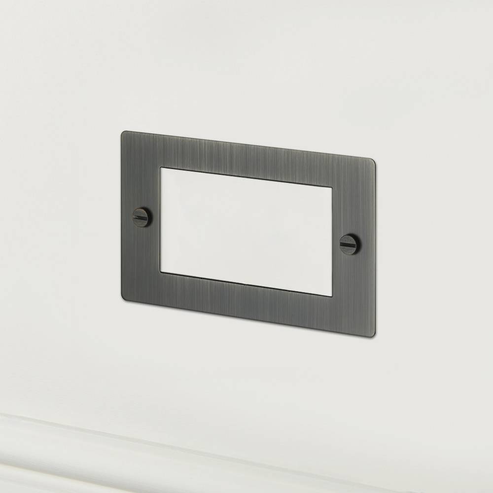 Buster + Punch Euro Plate / 2G / 50 mm / 4 modules – Smoked Bronze