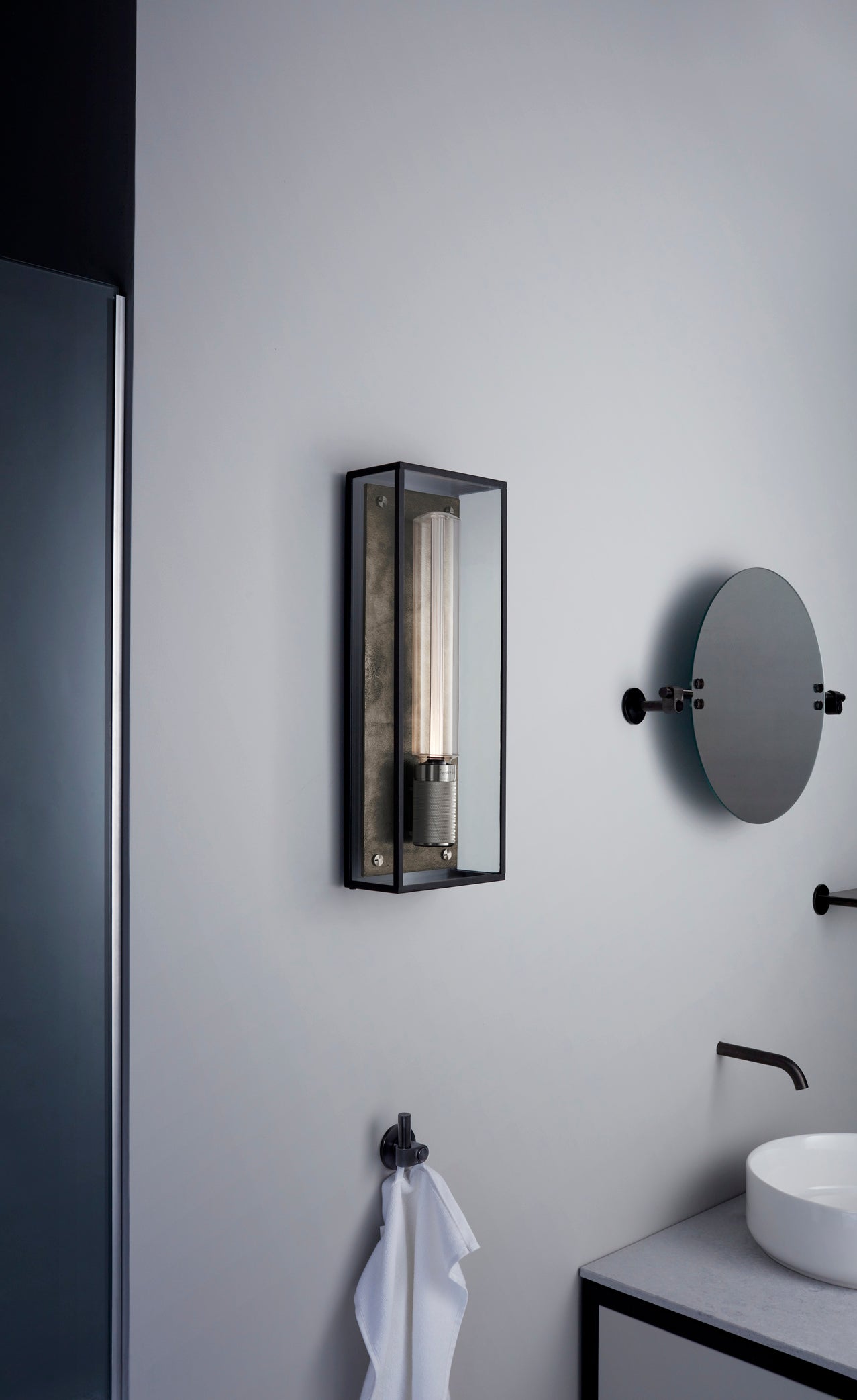 CAGED WET / WALL / LARGE / GUN METAL