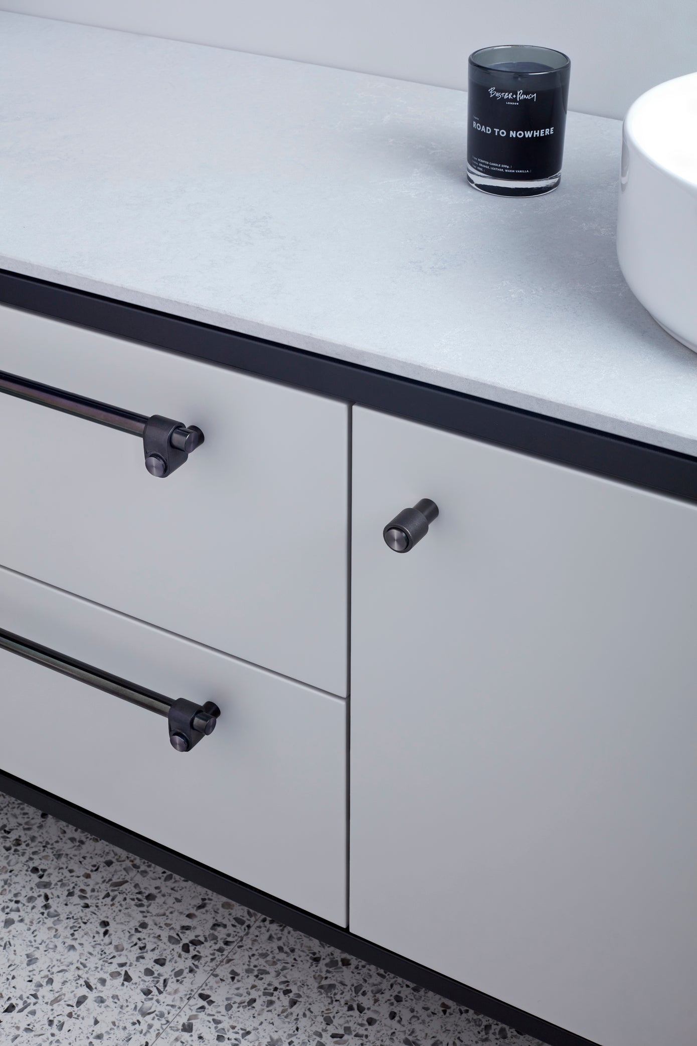 PULL BAR / CAST / SVEJSER SORT / STOR