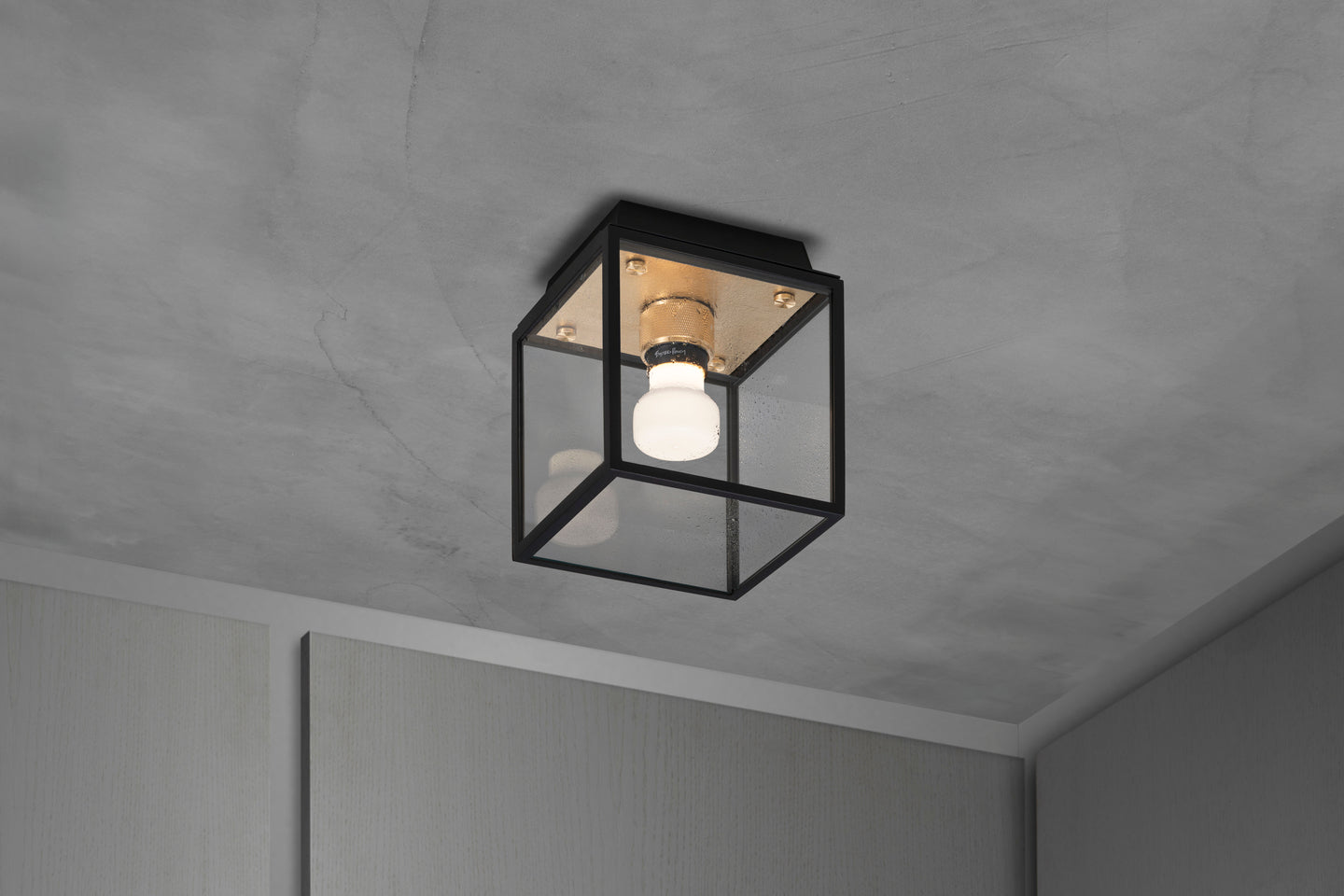 CAGED WET  / LOFT / LILLE / MESSING