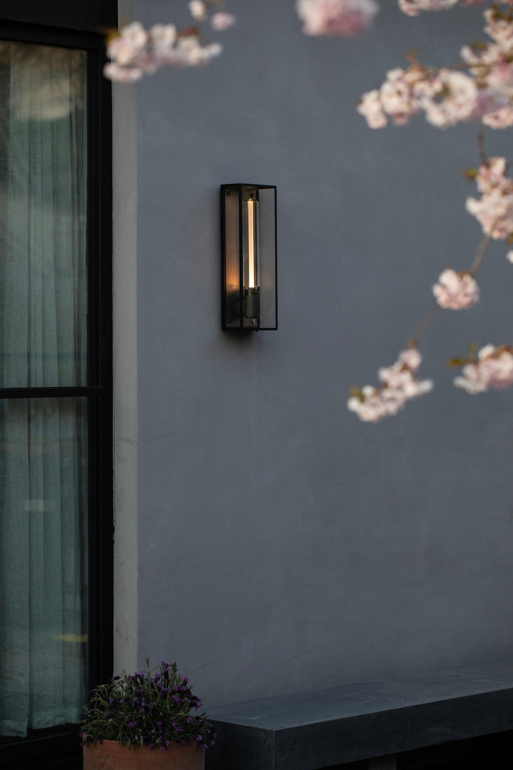 CAGED WET / WALL / LARGE / GUN METAL