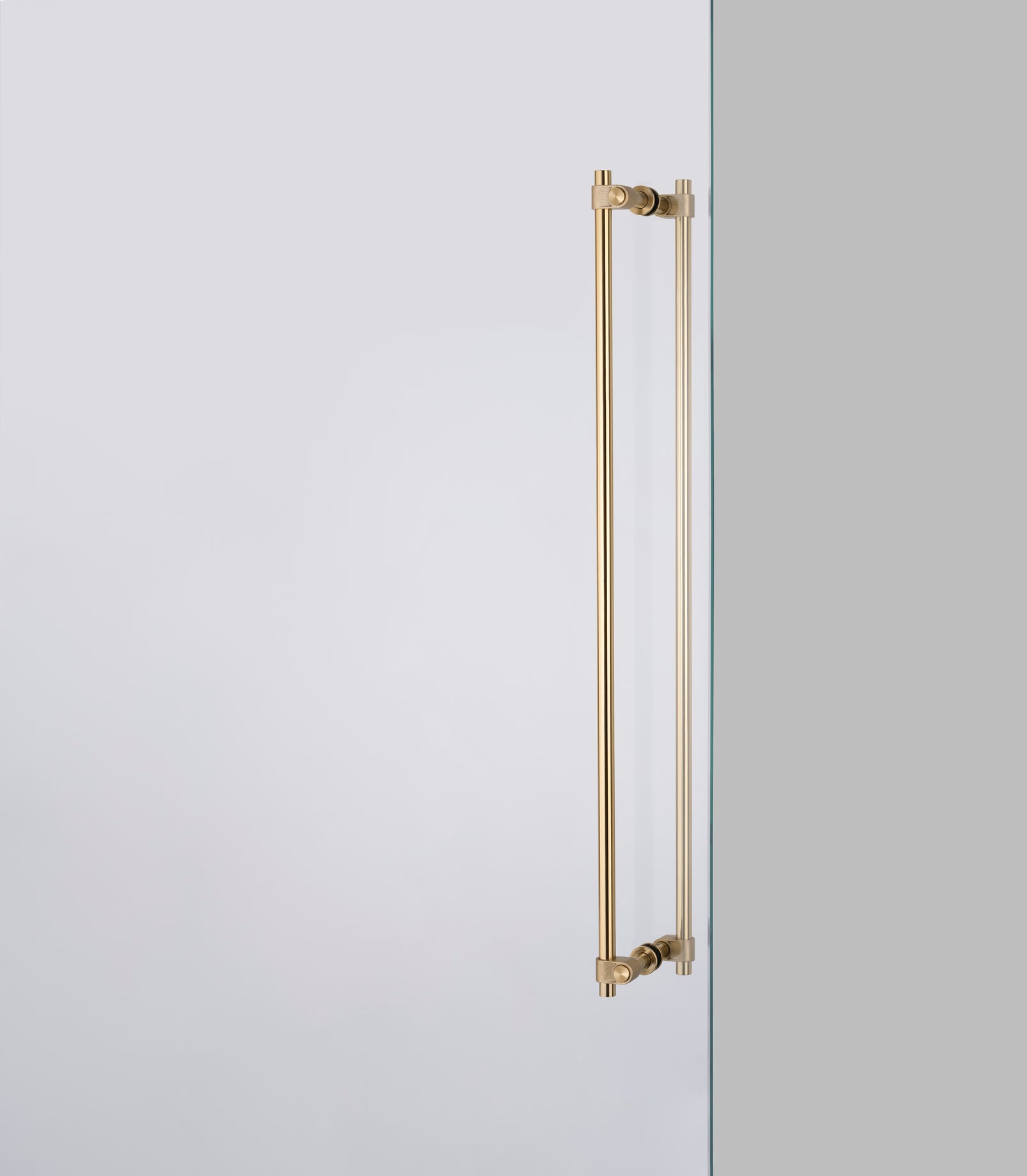 CLOSET BAR / DOBBELTSIDET / CAST / MESSING