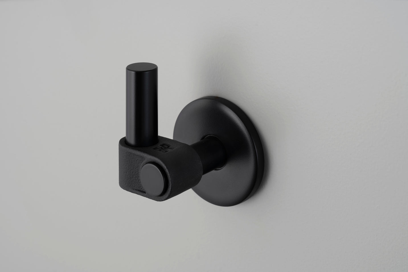 KROG / CAST / SVEJSER SORT