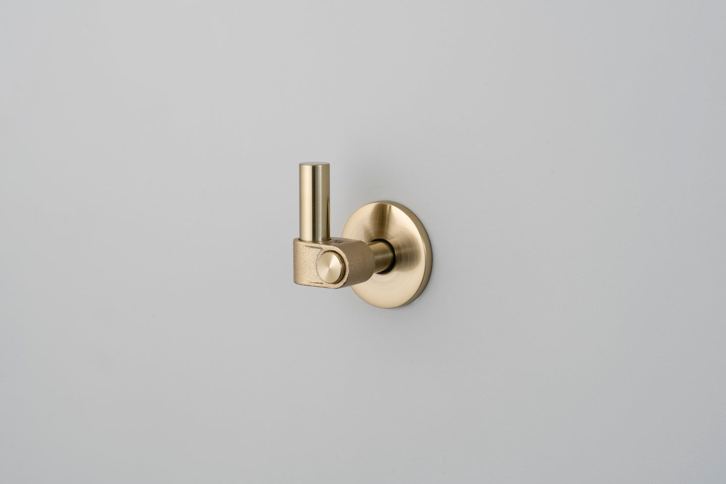 KROG / CAST / MESSING