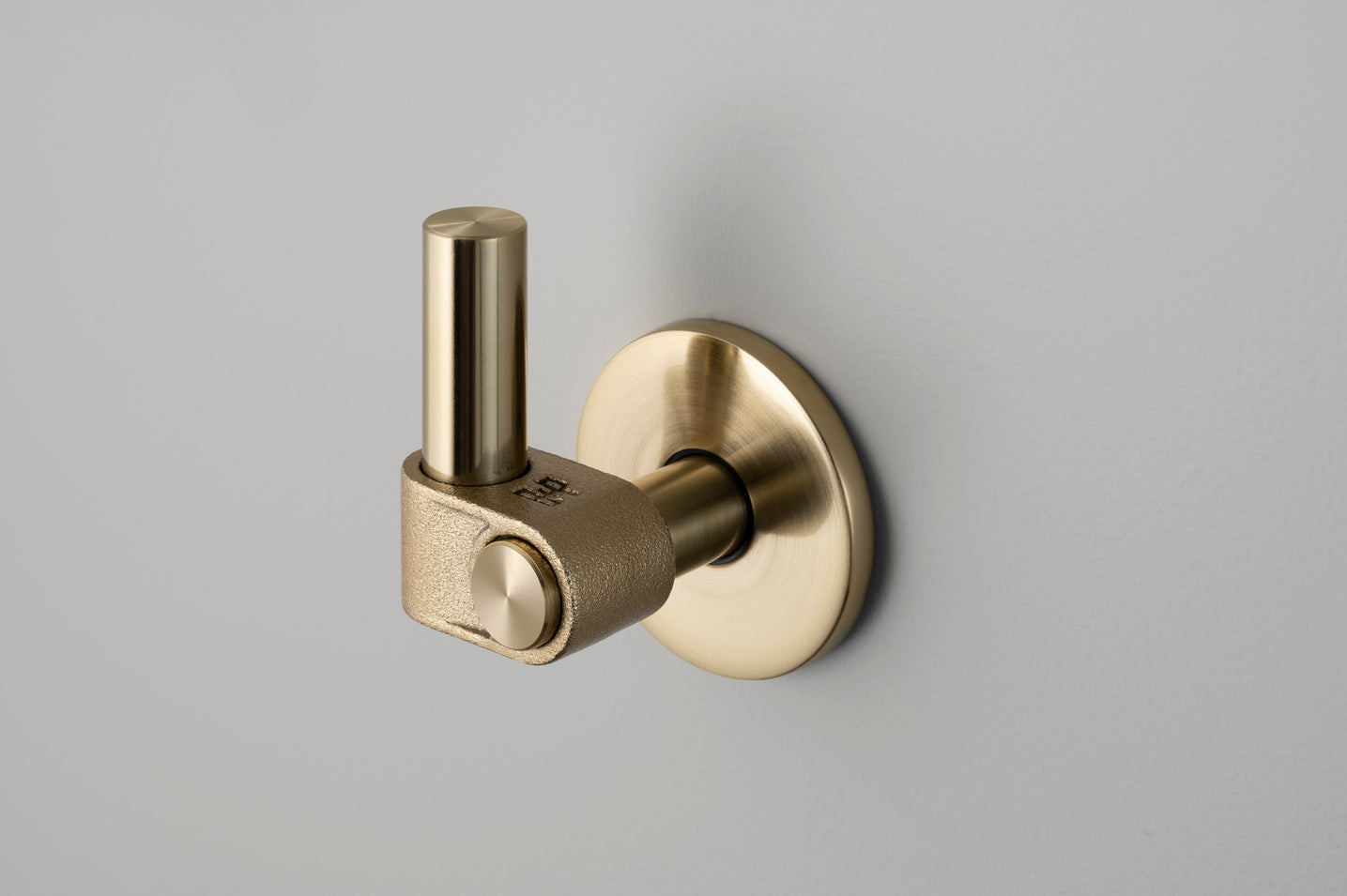 KROG / CAST / MESSING