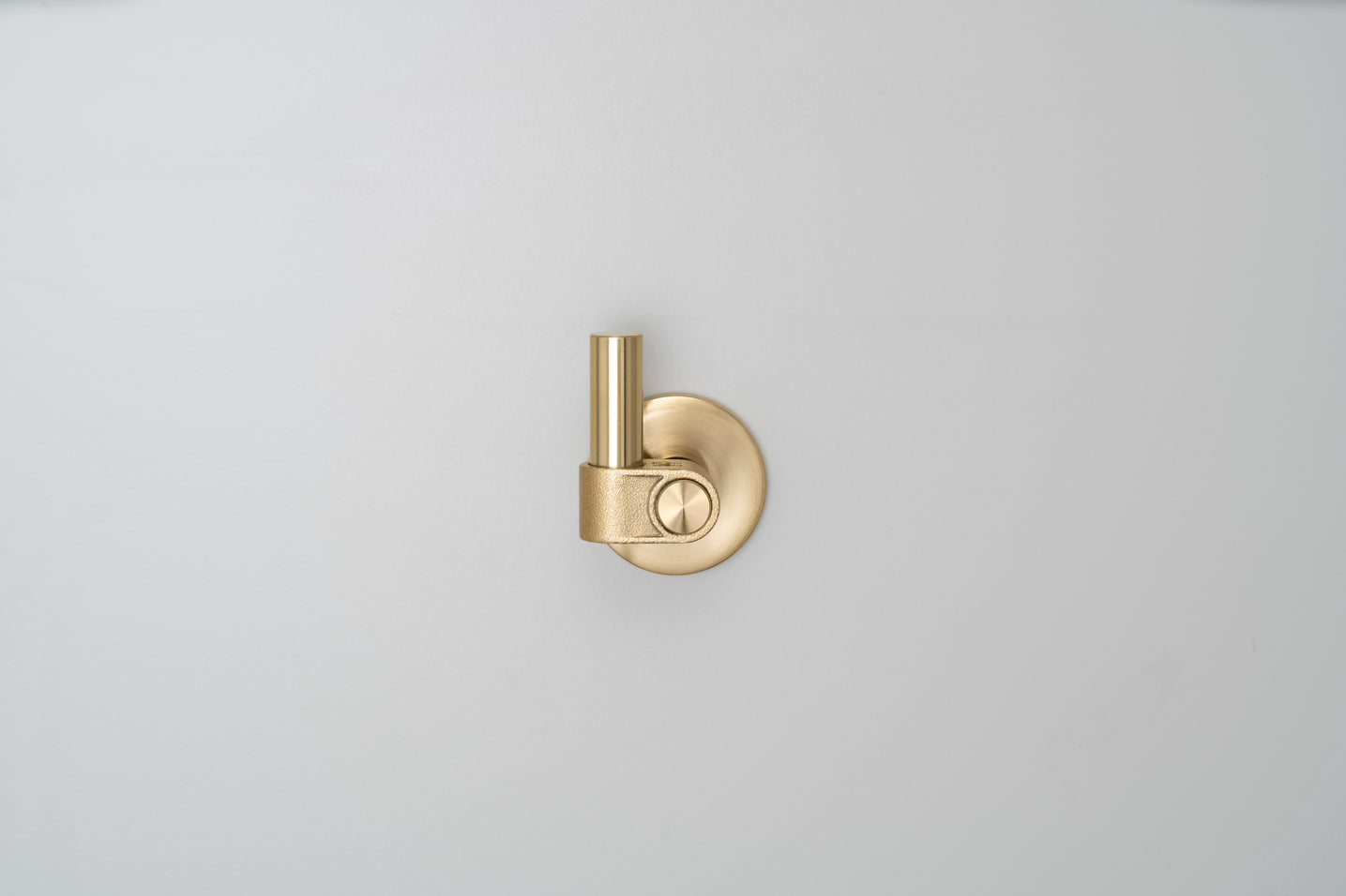 KROG / CAST / MESSING