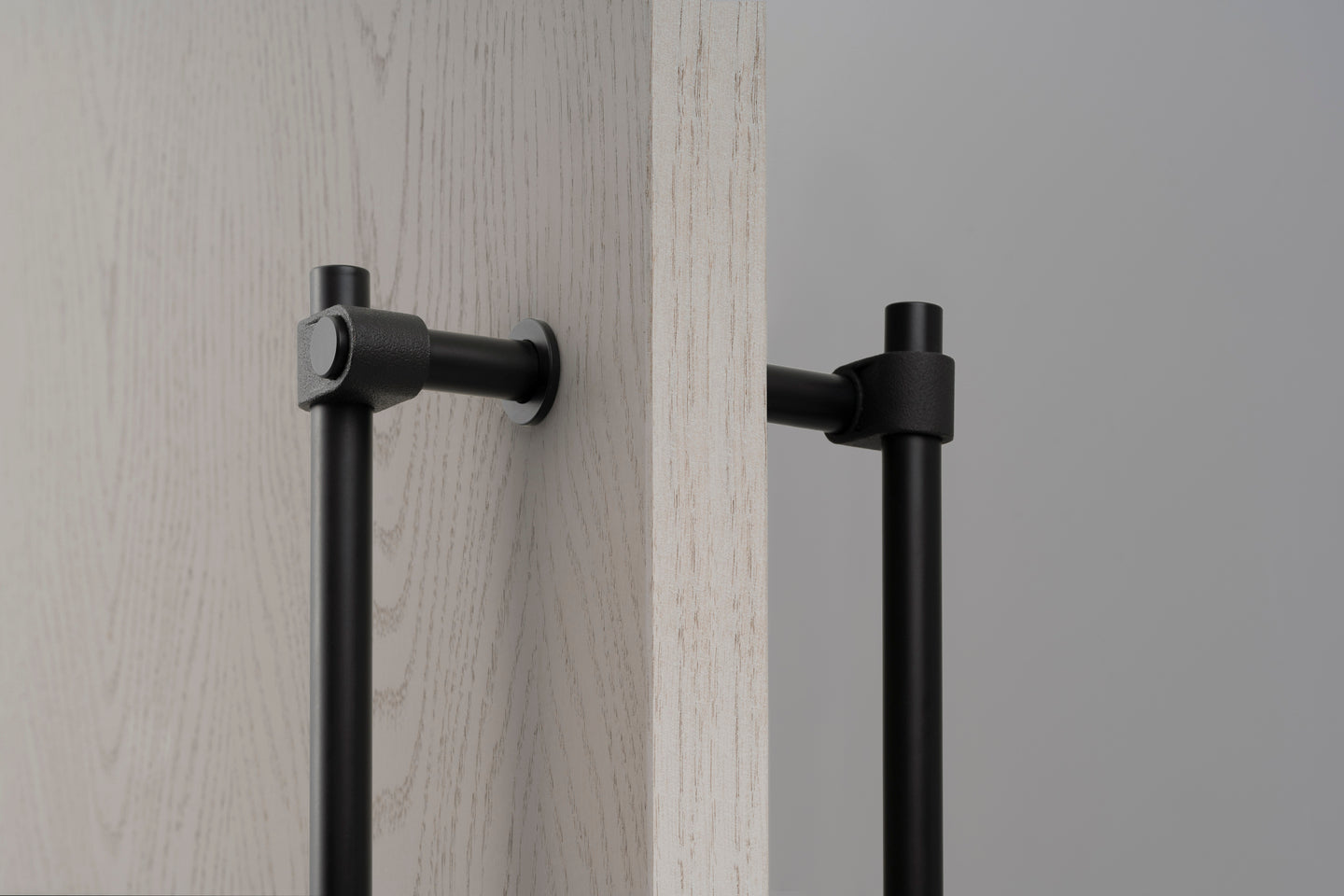 PULL BAR / CAST / SVEJSER SORT / STOR