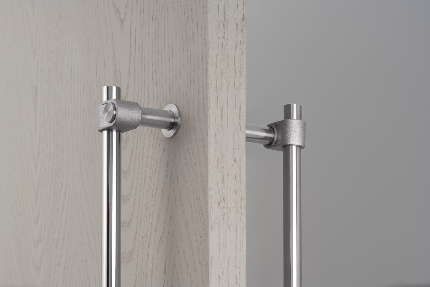 PULL BAR / DOUBLE-SIDED / CAST / RUSTFRIT STÅL / LILLE