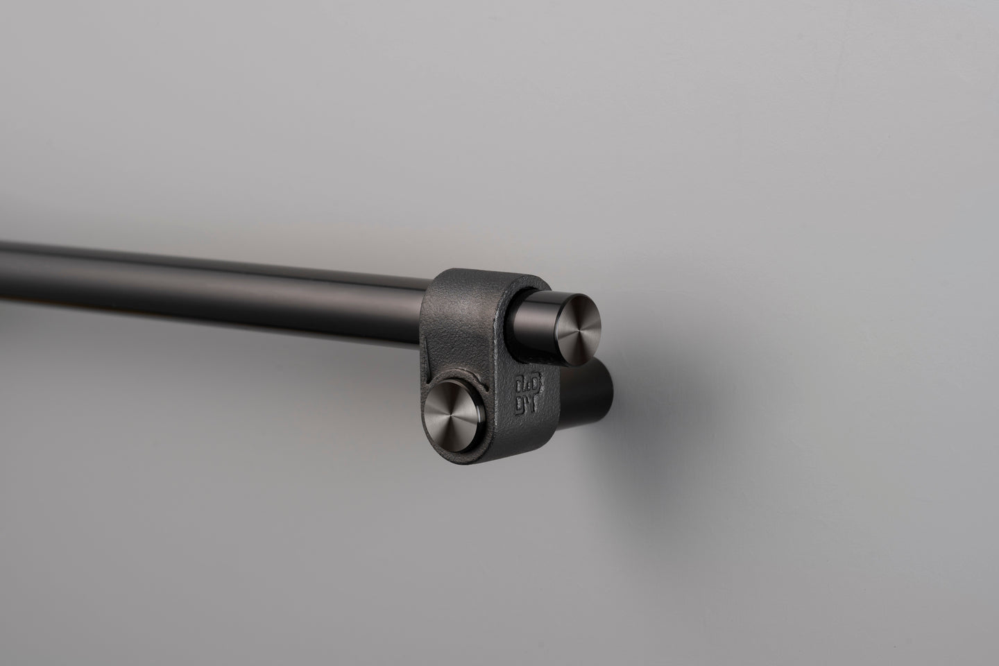 PULL BAR / CAST / GUN METAL / STOR