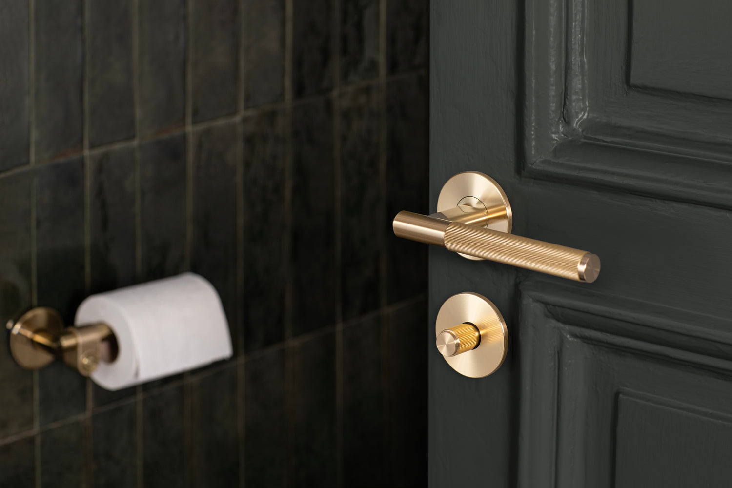 VRIDELÅS / LINEAR / MESSING