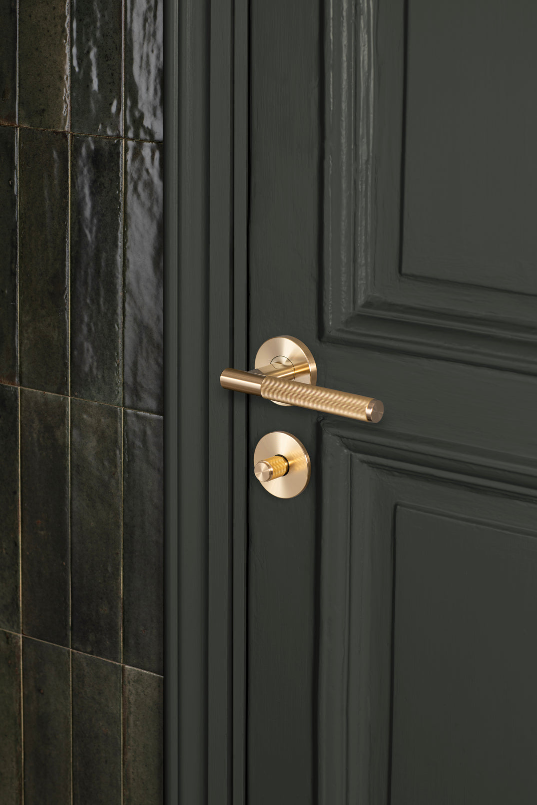 VRIDELÅS / LINEAR / MESSING