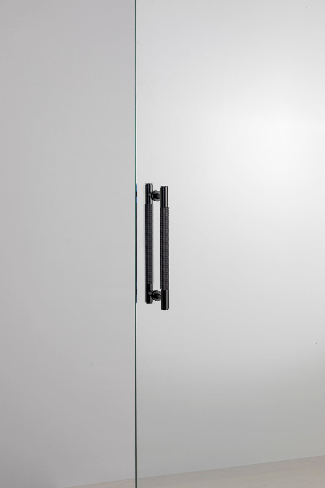 Pull bar / DOBBELTSIDET / SORT