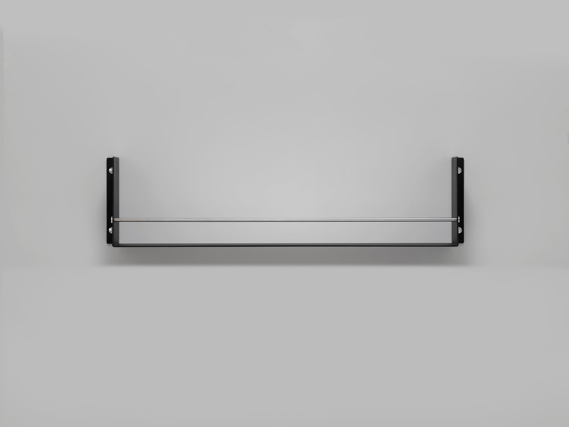 HYLDE / GIRDER / SORT / STÅL