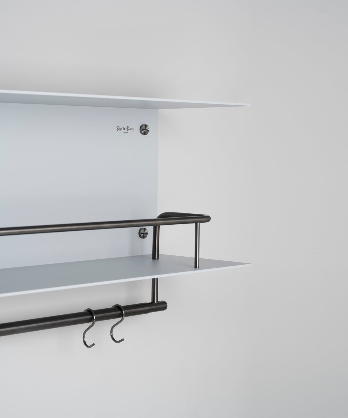 HYLDE / HANGER / STONE / GUN METAL