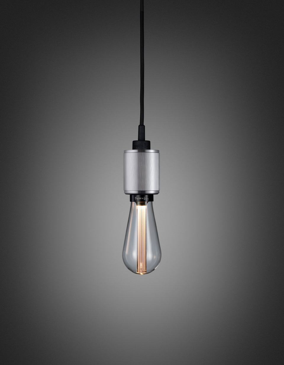 HEAVY METAL / linear / STÅL