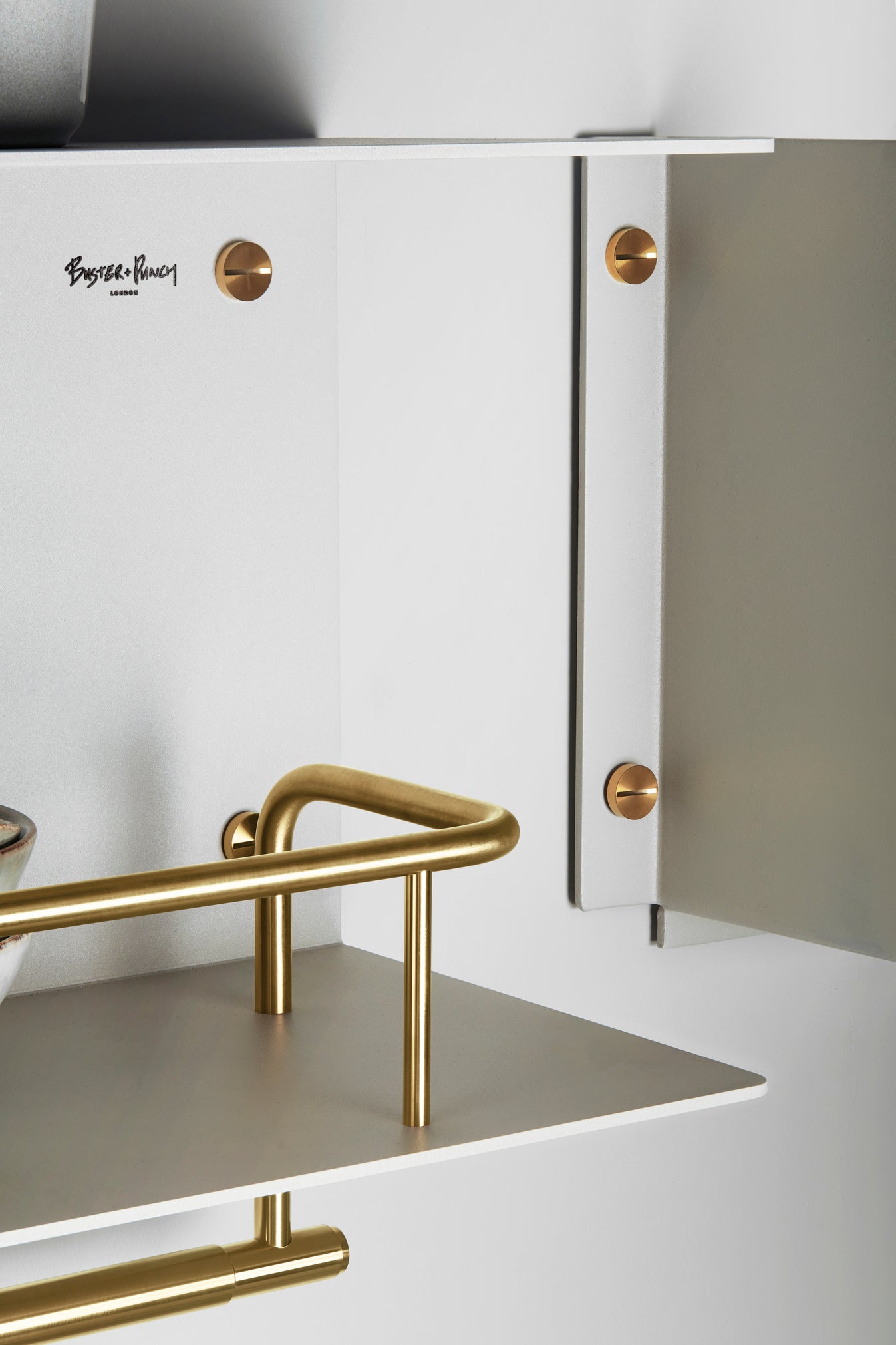 HYLDE / HANGER / STONE / MESSING