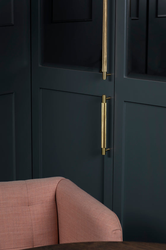 CLOSET BAR / CROSS / MESSING