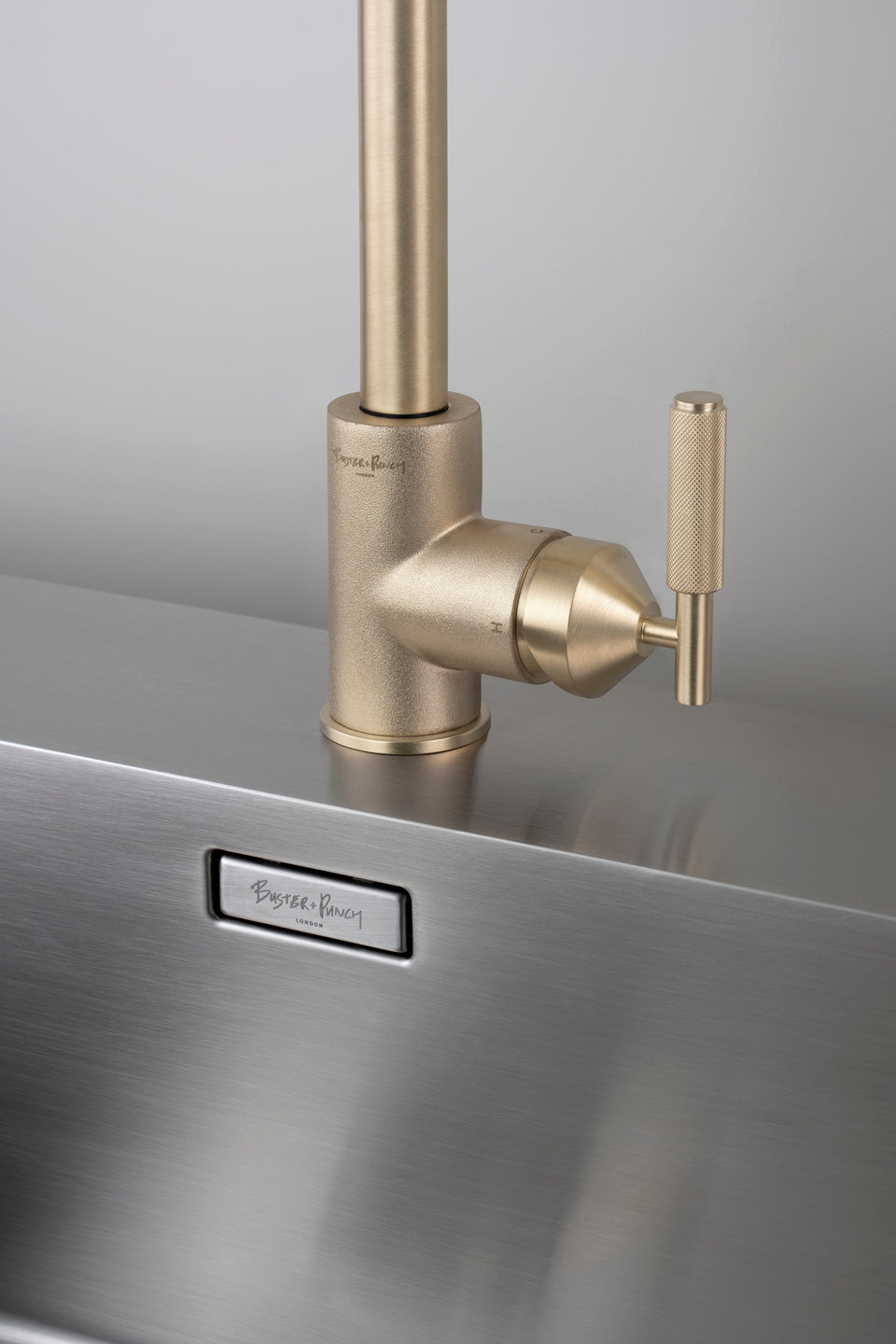 EU VANDHANE/ BLANDINGSBATTERI / CROSS / MESSING