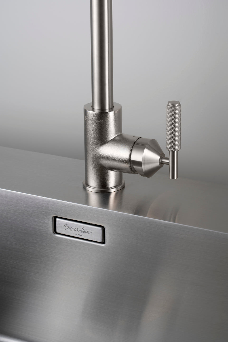 VANDHANE / BLANDINGSBATTERI / CROSS / RUSTFRIT STÅL