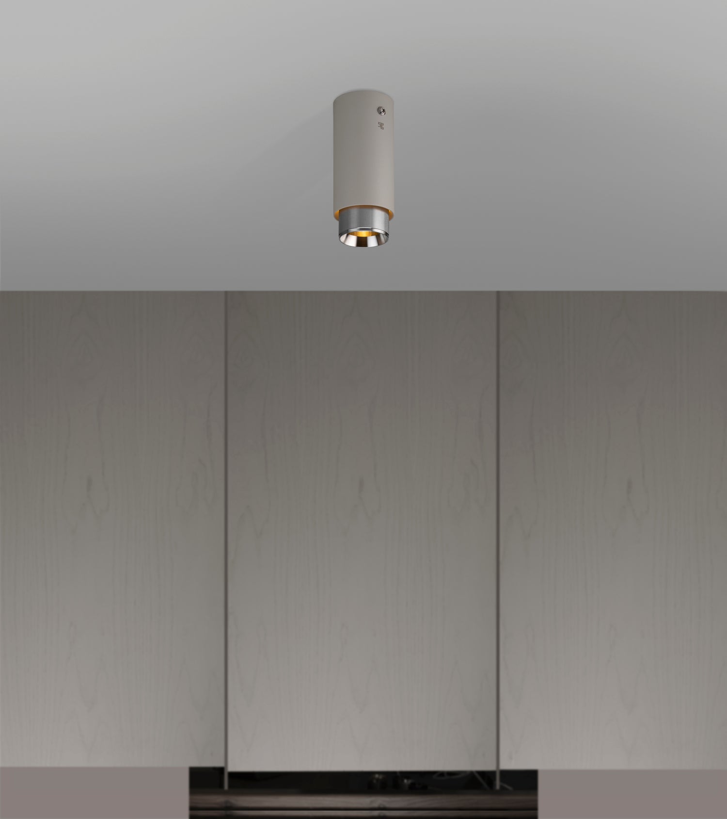 EXHAUST SURFACE / LINEAR / STONE / STÅL