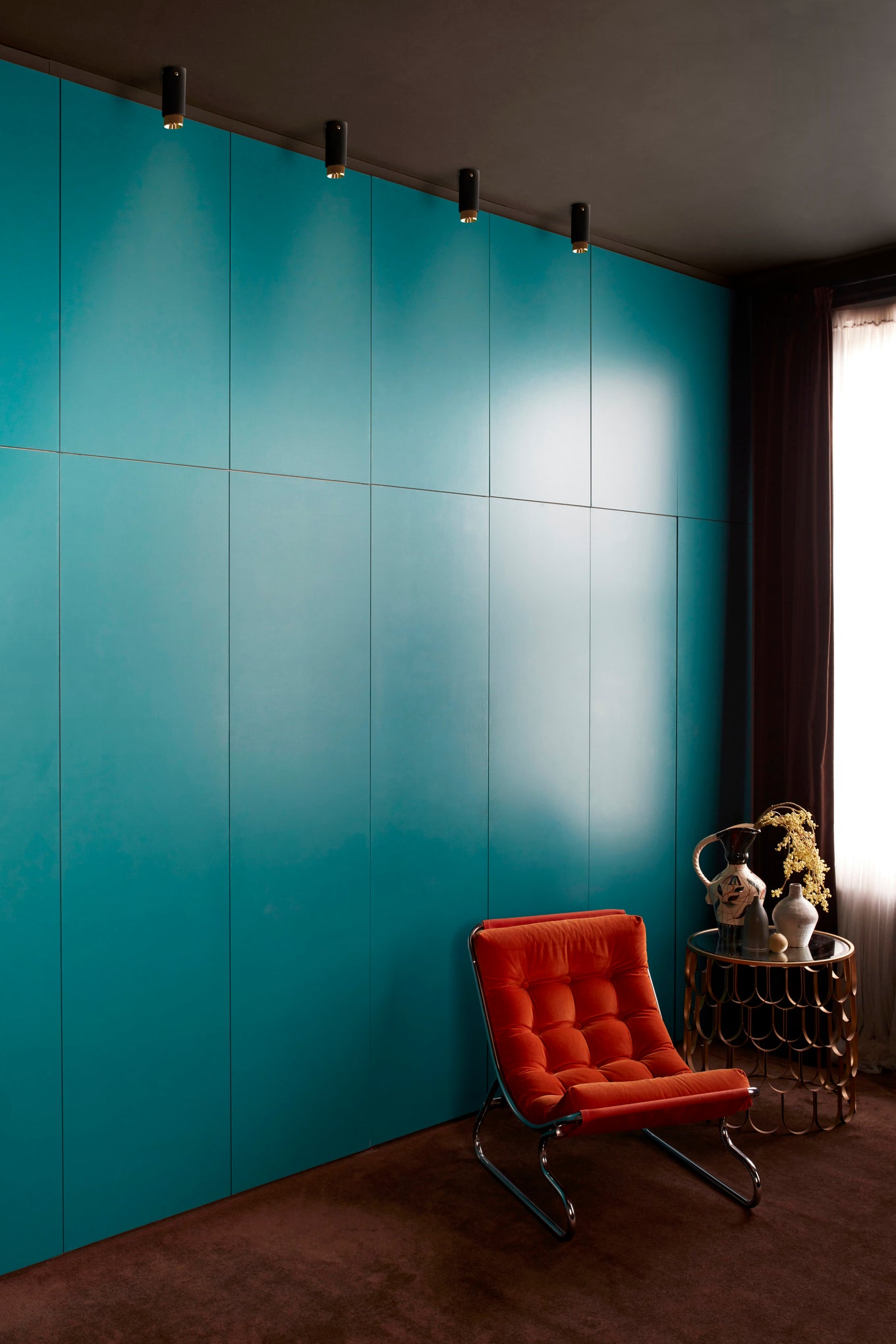 EXHAUST SURFACE / LINEAR / GRAPHITE / GUN METAL