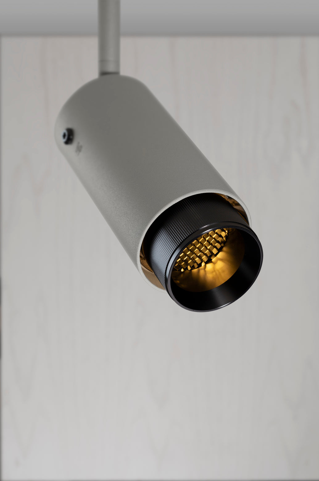 Buster & Punch Exhaust spot linear stone gun metal