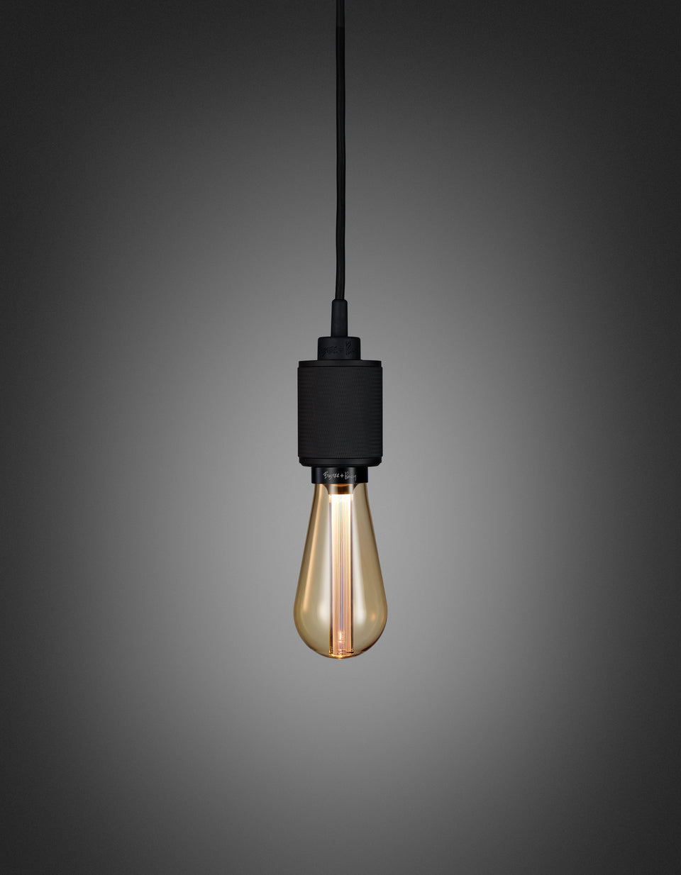 HEAVY METAL / CROS / SORT