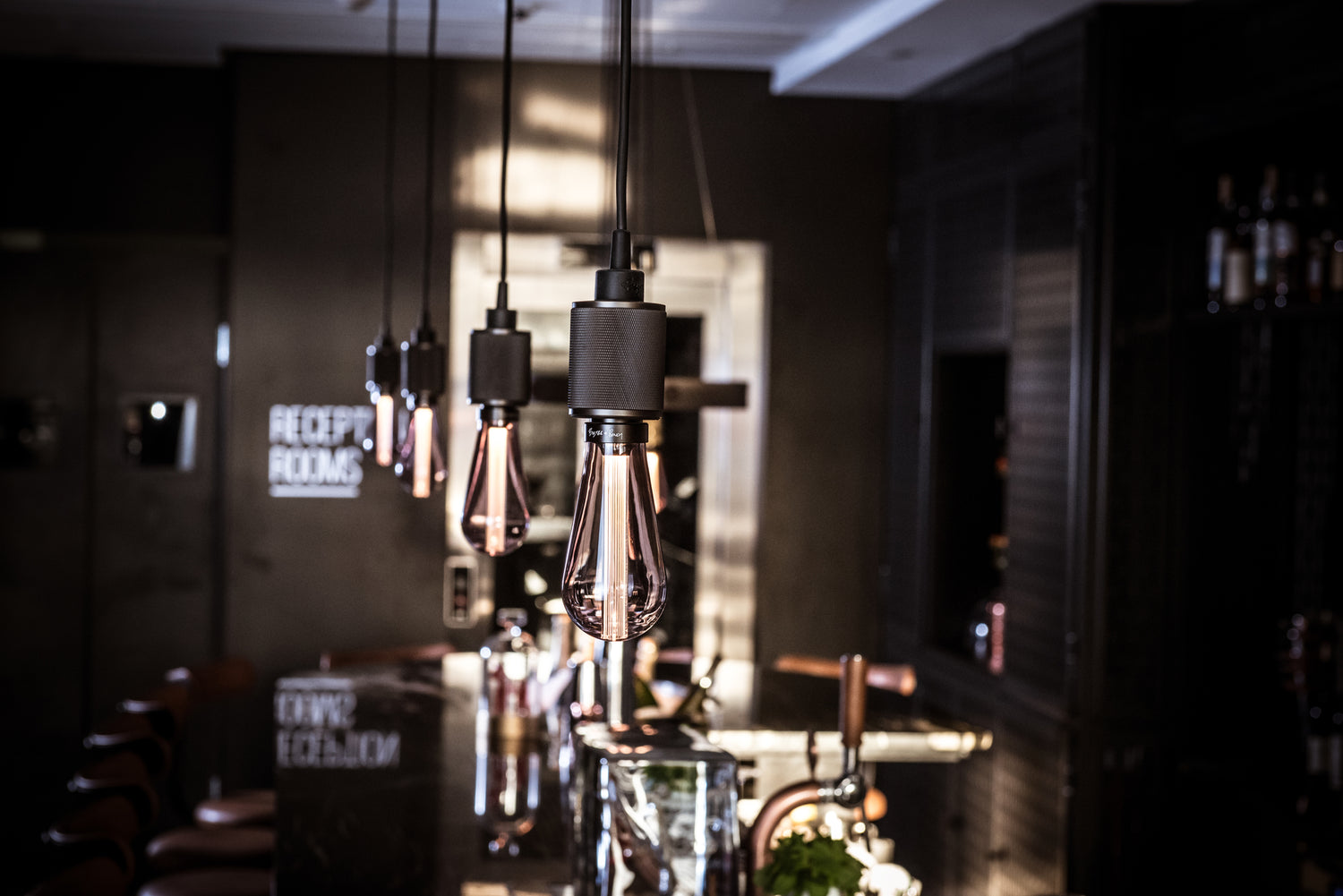 HEAVY METAL / CROS / SORT