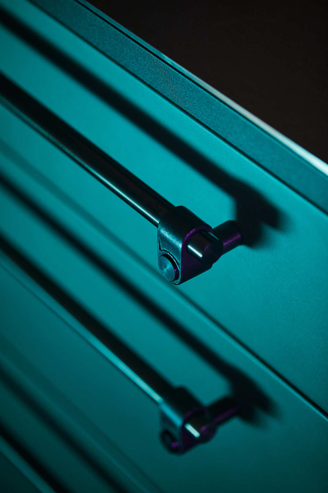 PULL BAR / CAST / SVEJSER SORT / STOR