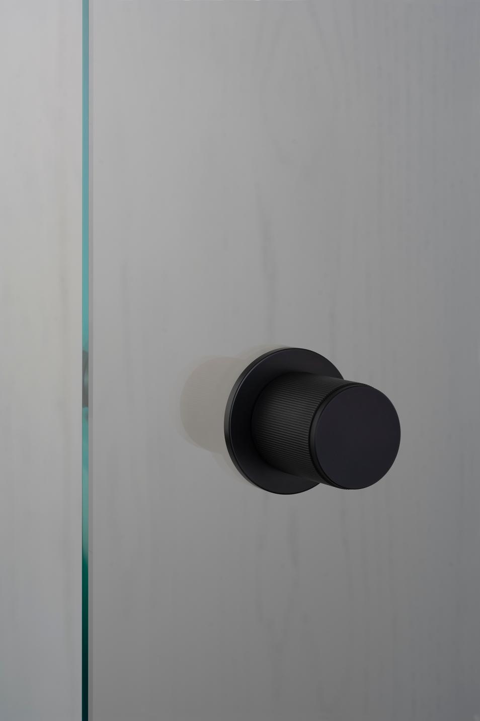 FAST DØRKNOP / DOBBELTSIDET / LINEAR / SVEJSER SORT