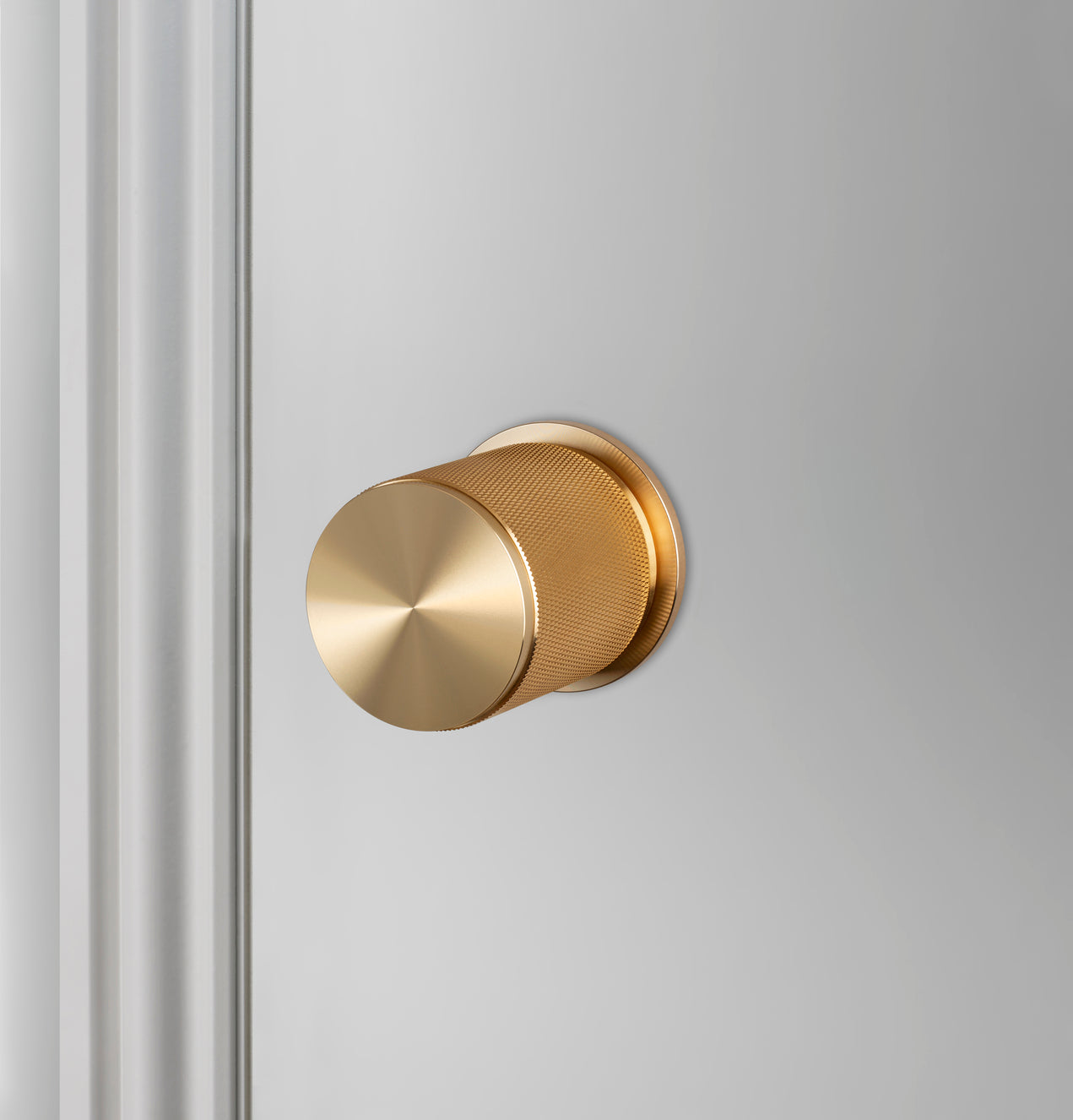 DØRKNOP / CROSS / MESSING