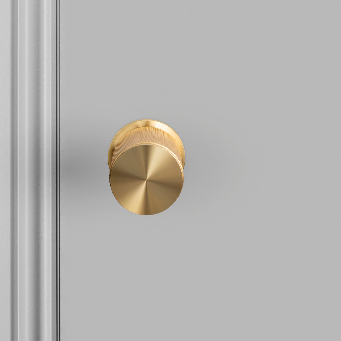 DØRKNOP / CROSS / MESSING