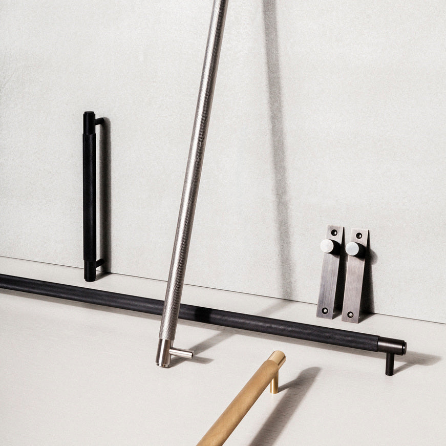 PULL BAR / CROSS / SORT