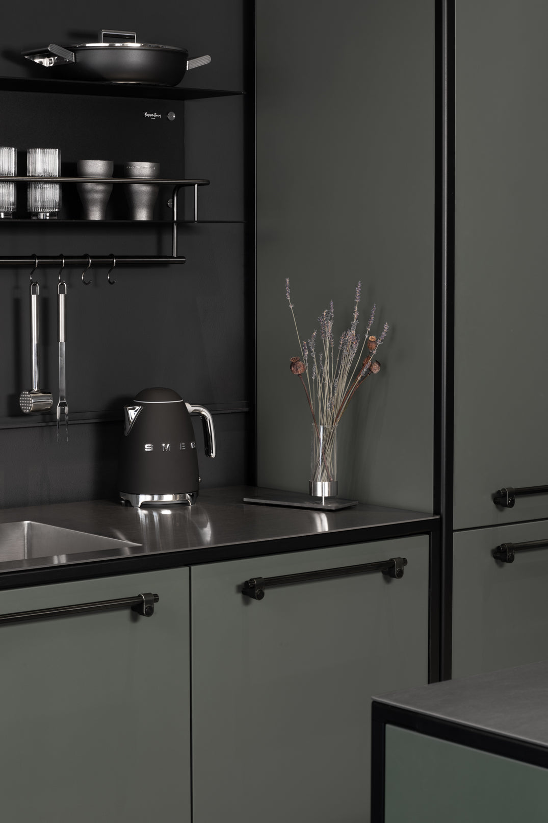 PULL BAR / CAST / SVEJSER SORT / STOR