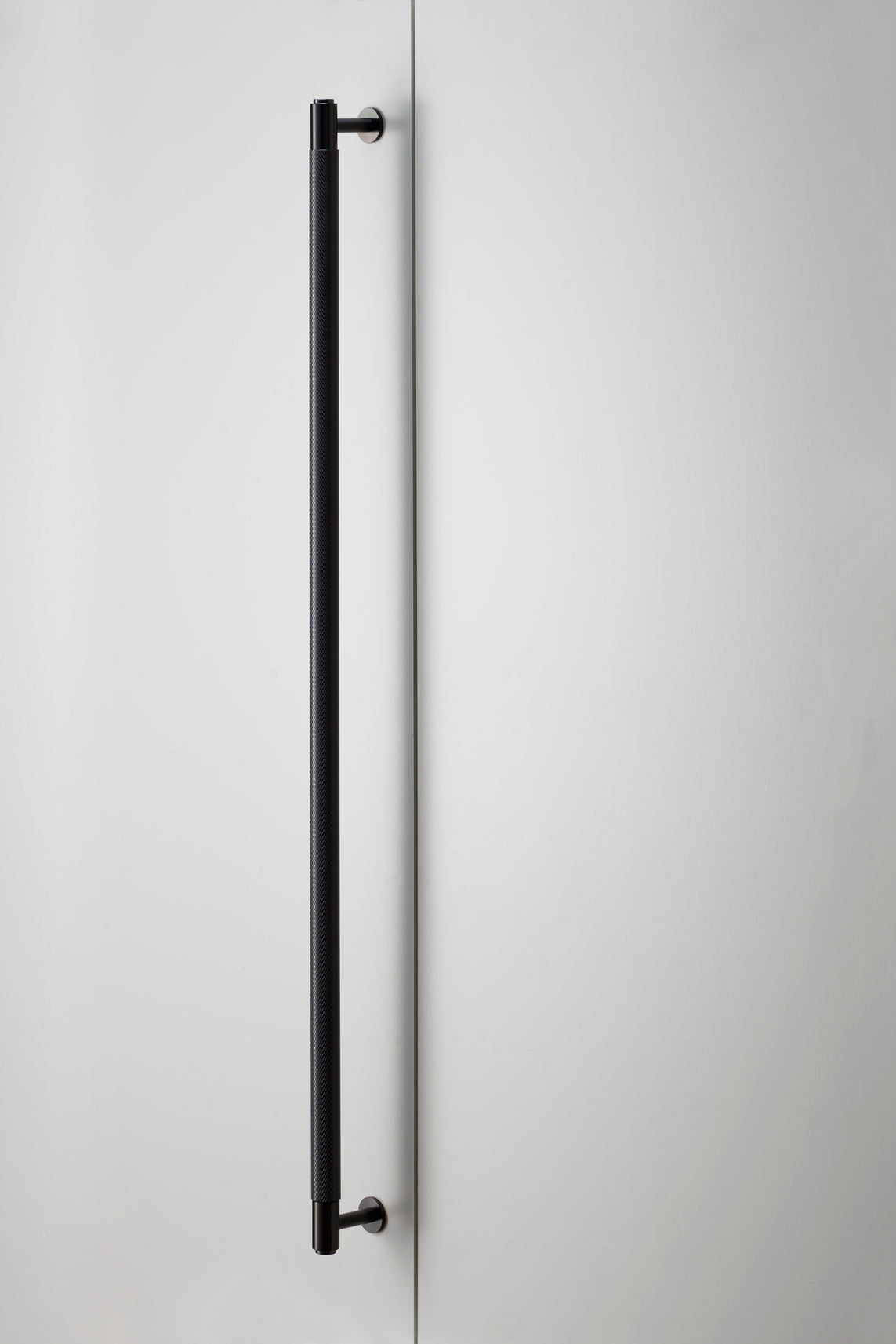 CLOSET BAR / CROSS / SORT