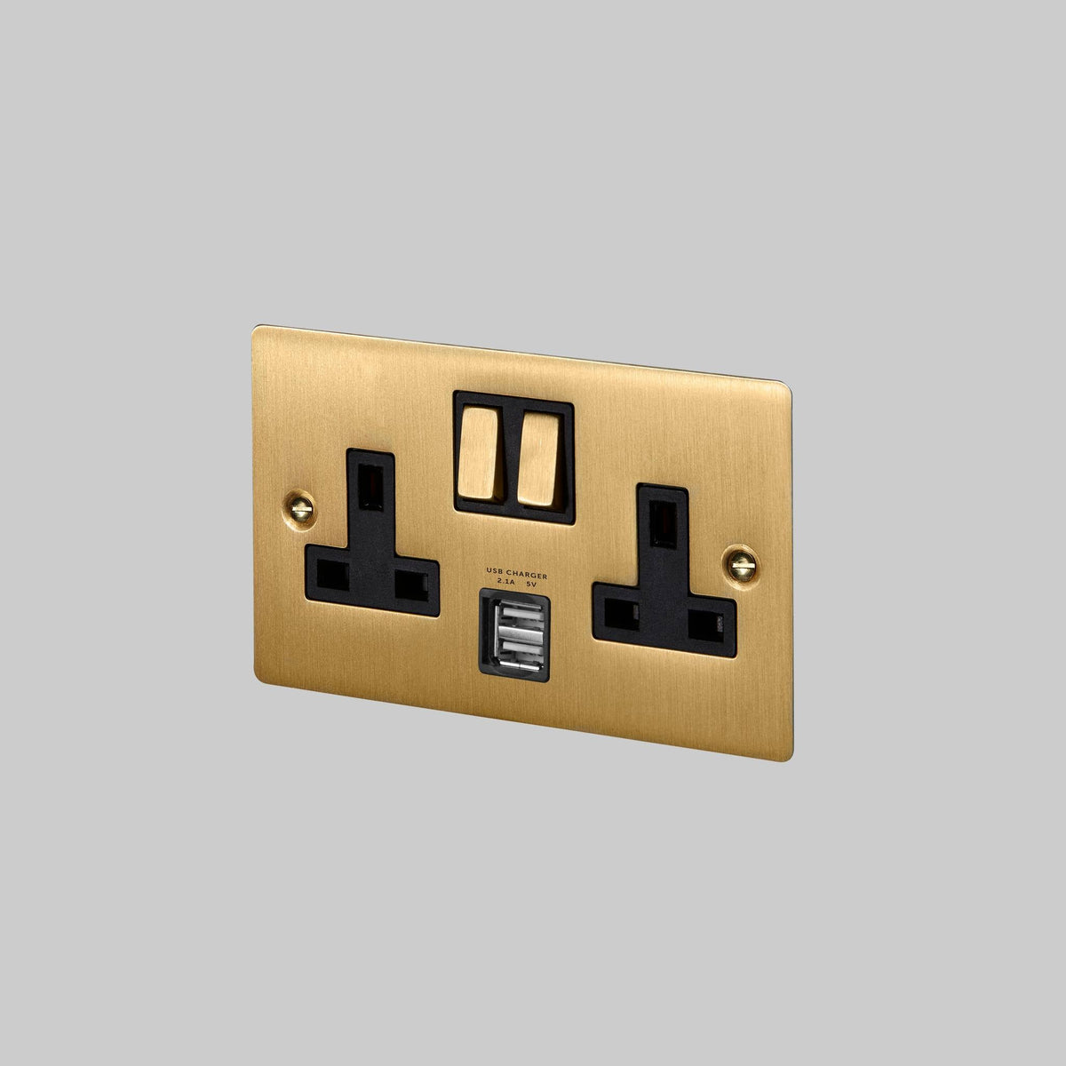 Buster + Punch 2g uk plug socket usb – Brass