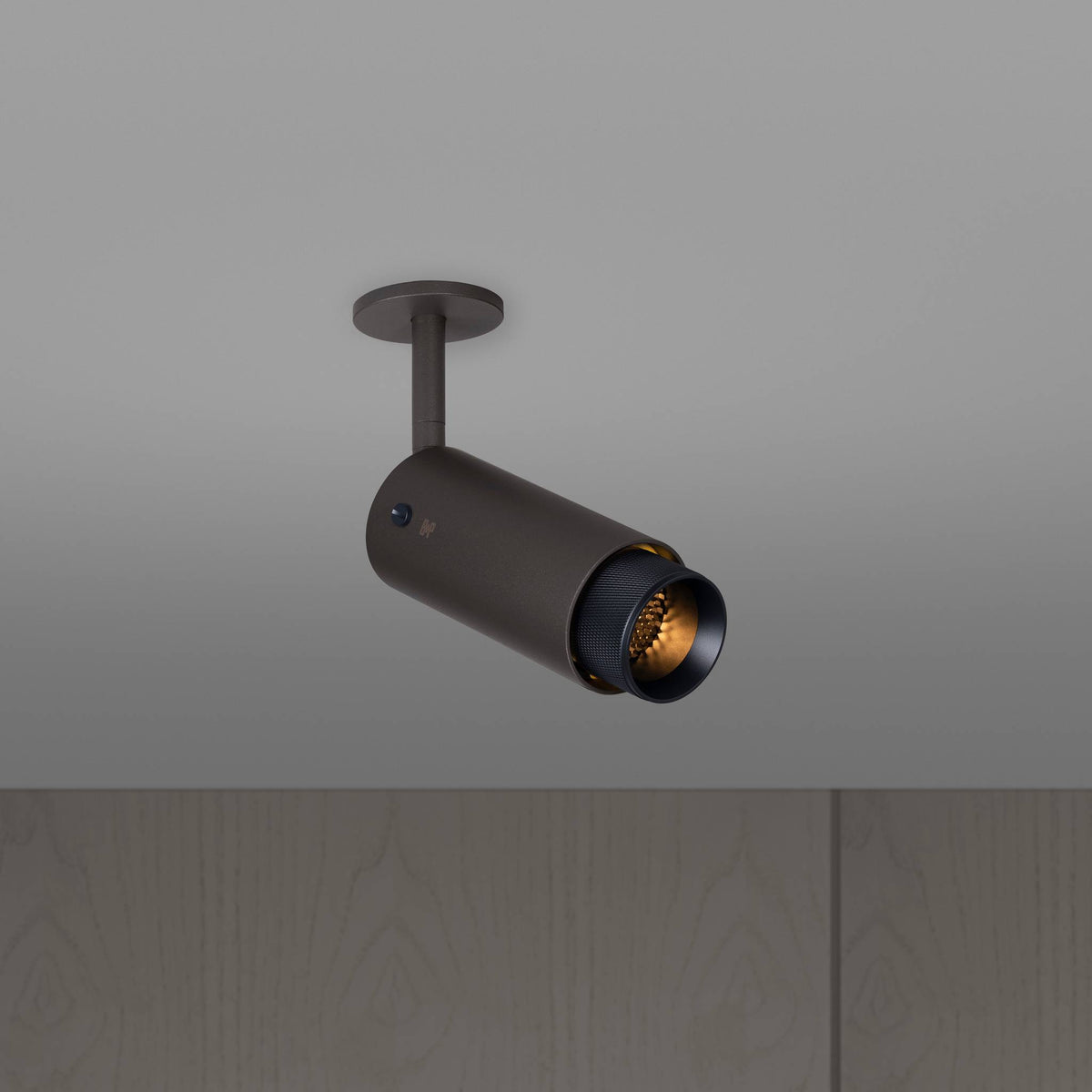 Buster + Punch Exhaust Spot / Cross / Graphite / Black