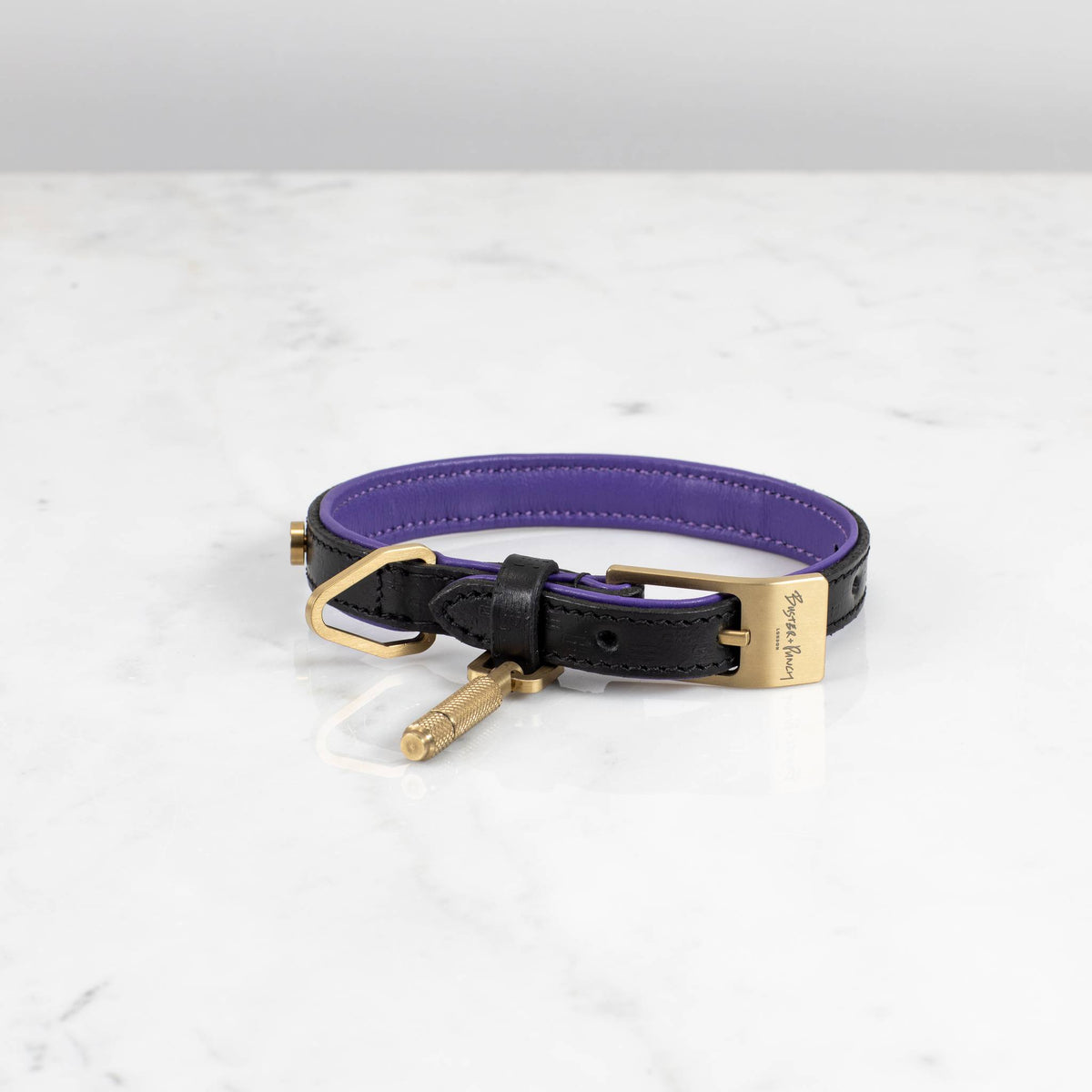 Dog collar / Cross / Black and purple – Brass / X-Small