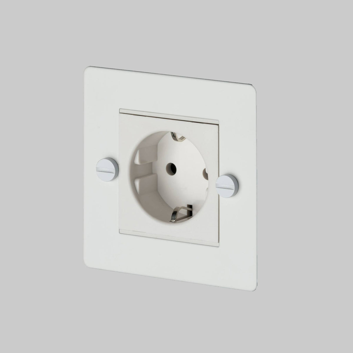 Buster + Punch 1g euro socket – White