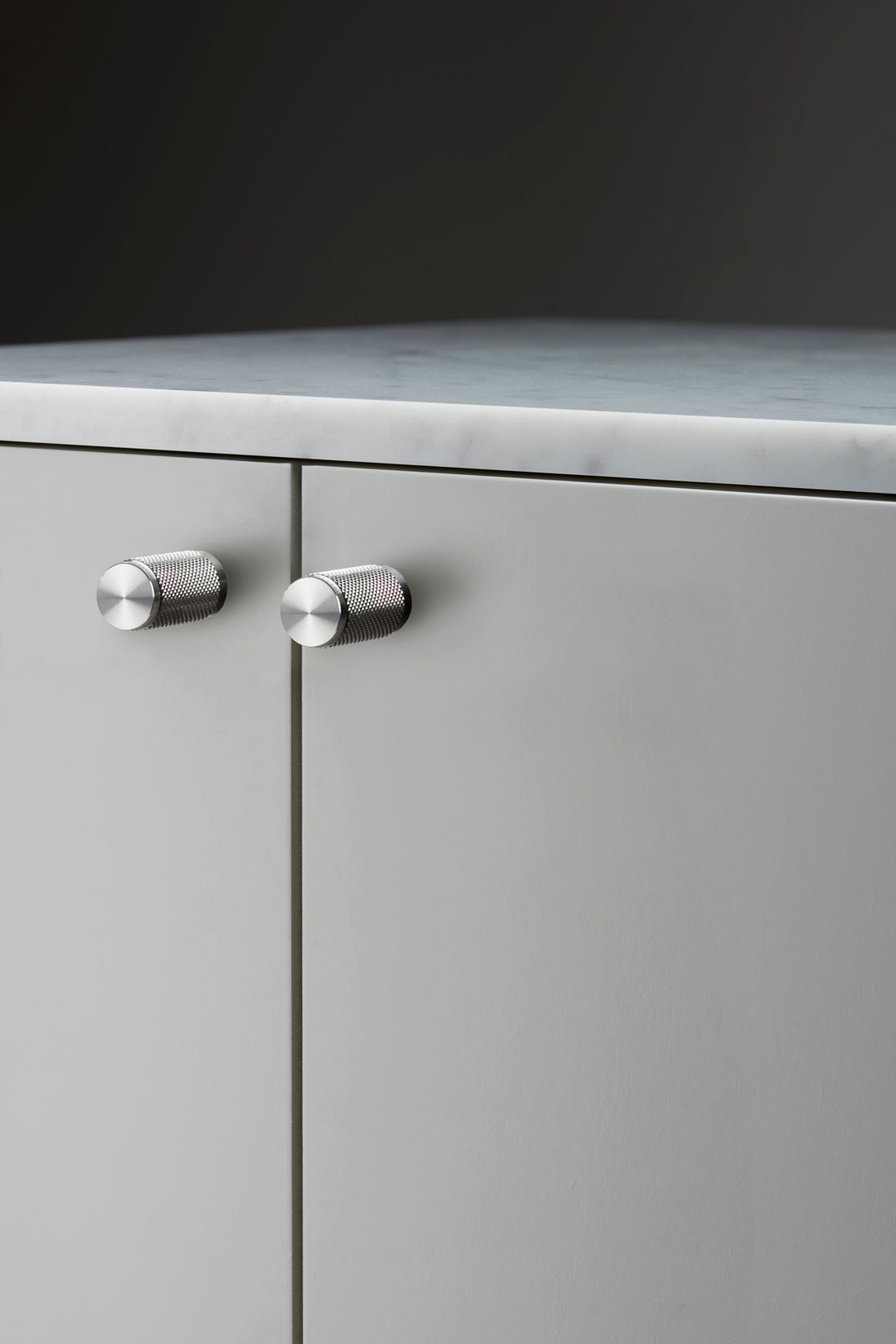 MØBELKNOP / CROSS / RUSTFRIT STÅL