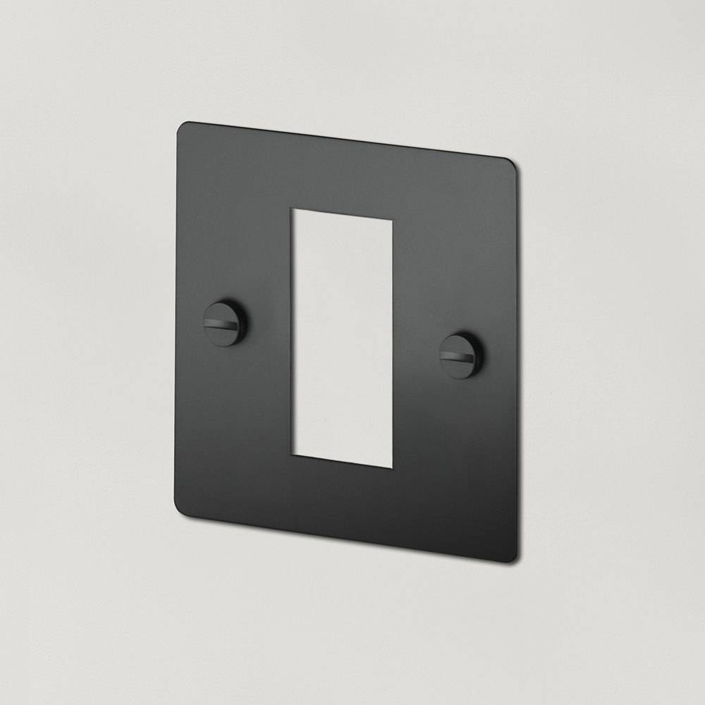 Buster + Punch Euro Plate / 1G / 25 mm / 1 module – Black