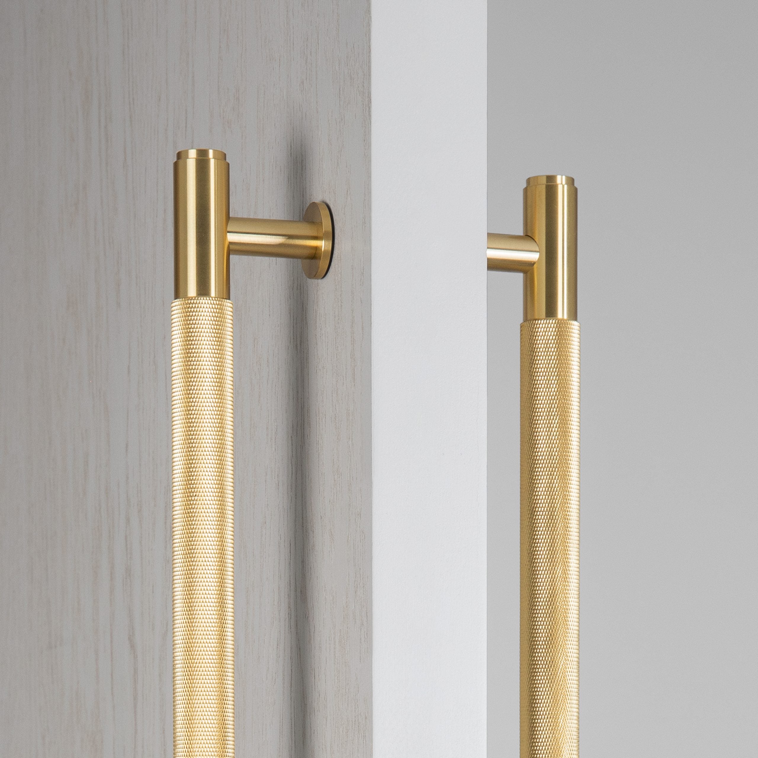 Buster & Punch double sided closet bar brass messing