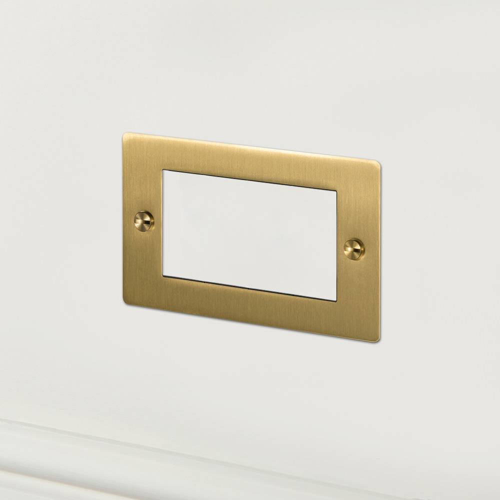 Buster + Punch Euro Plate / 2G / 50 mm / 4 modules – Brass