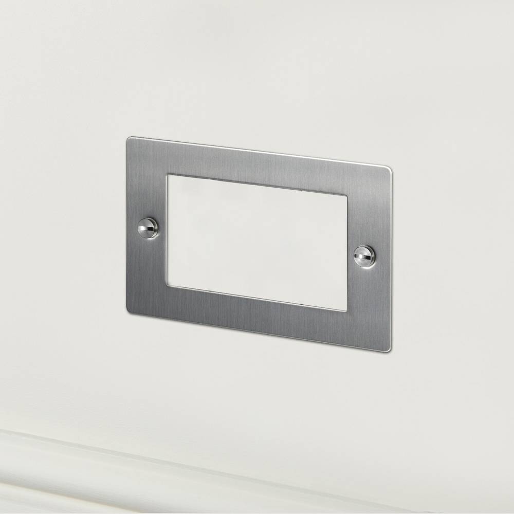 Buster + Punch Euro Plate / 2G / 50 mm / 4 modules – Steel