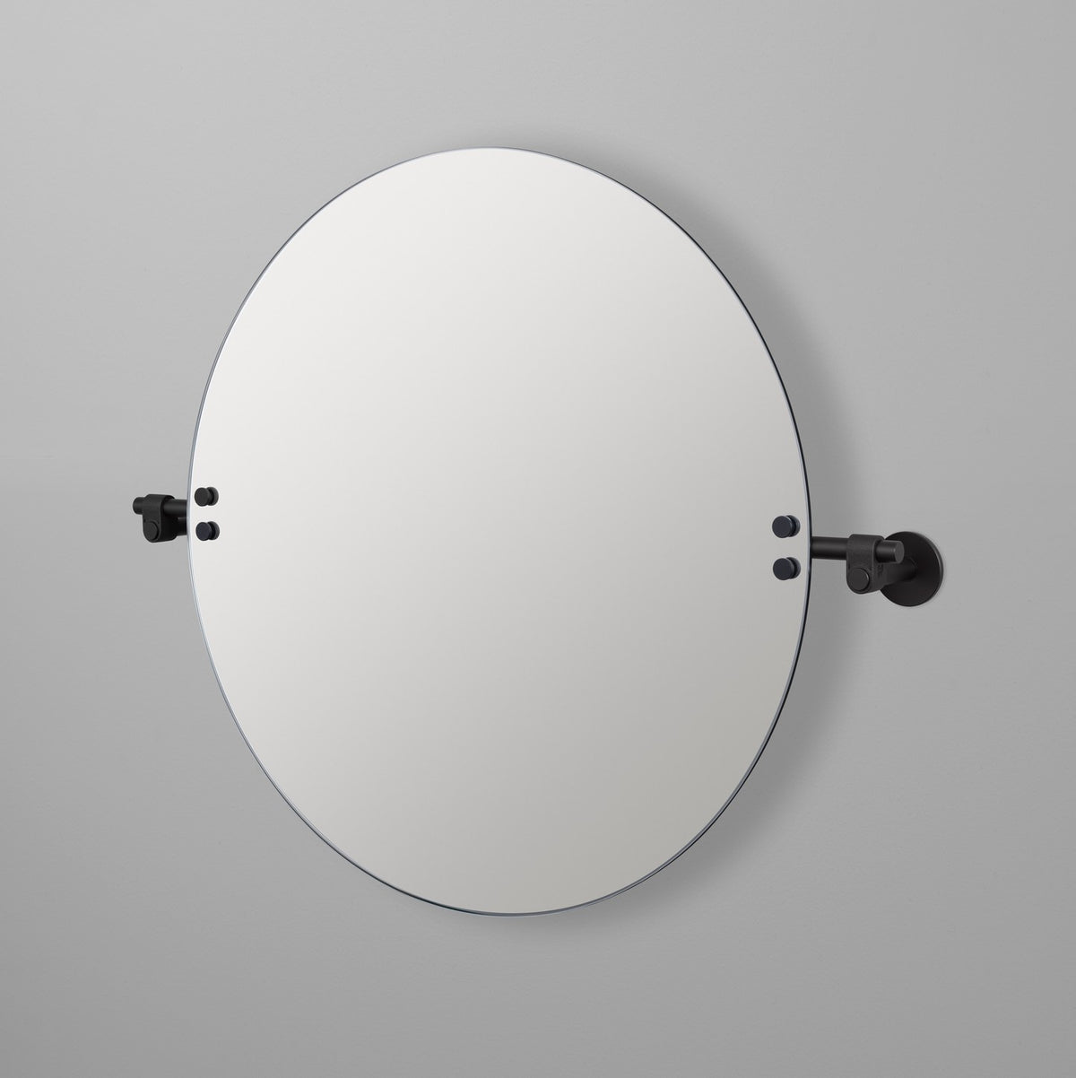 Mirror / cast / welders black