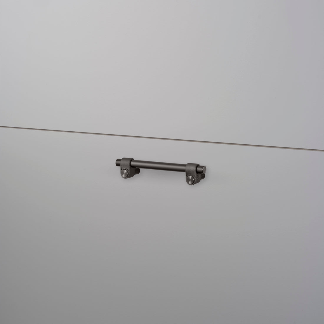 PULL BAR / CAST / GUN METAL / LILLE