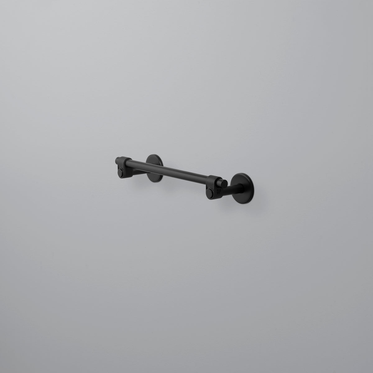 Towel rail / cast / welders black