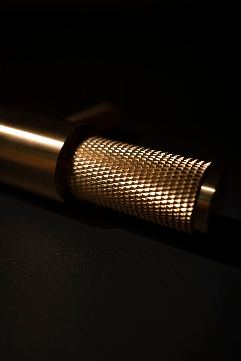 T-BAR / CROSS / BRASS
